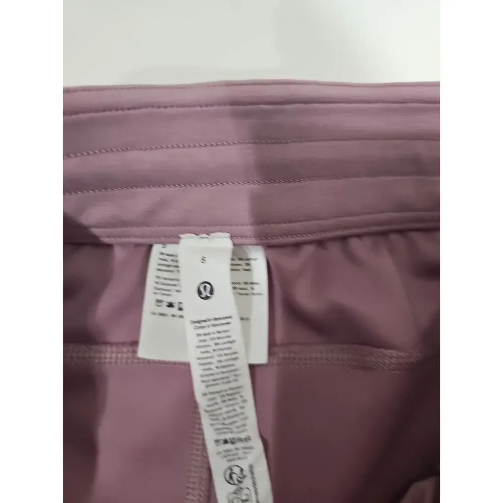 Lululemon Size 8 Nightfall Softstreme High Rise Shorts 4" Athleisure Performance - Picture 3 of 11